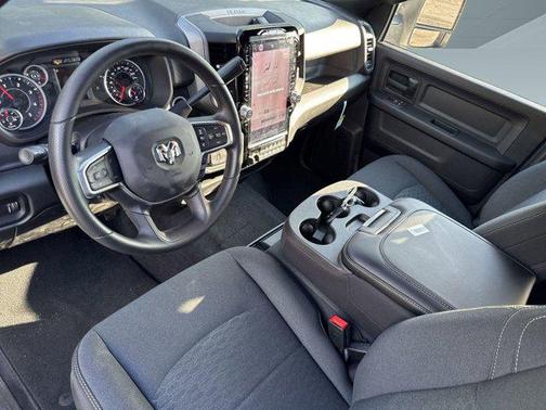 2025 RAM 2500 Tradesman Crew Cab 4x4 8' Box