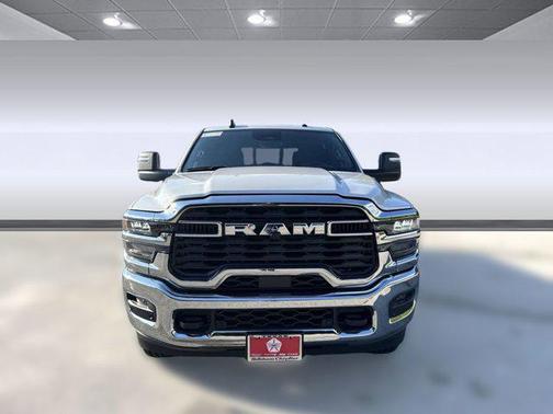 2025 RAM 2500 Tradesman Crew Cab 4x4 8' Box
