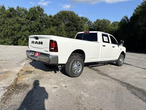 2025 RAM 2500 Tradesman Crew Cab 4x4 8' Box