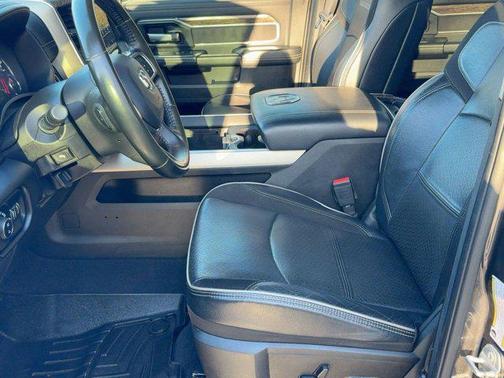 2021 RAM 2500 Laramie Crew Cab 4x4 6'4' Box