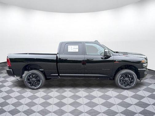 2025 RAM 2500 Lone Star Crew Cab 4x4 6'4' Box