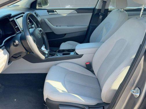 2018 Hyundai SONATA ECO