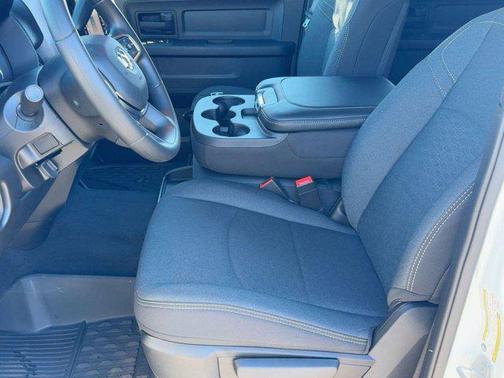 2026 RAM 3500 Tradesman Crew Cab 4x4 8' Box