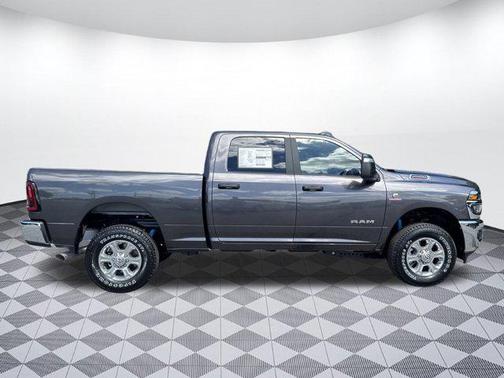 2025 RAM 2500 Lone Star Crew Cab 4x4 6'4' Box