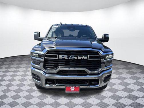 2025 RAM 2500 Lone Star Crew Cab 4x4 6'4' Box