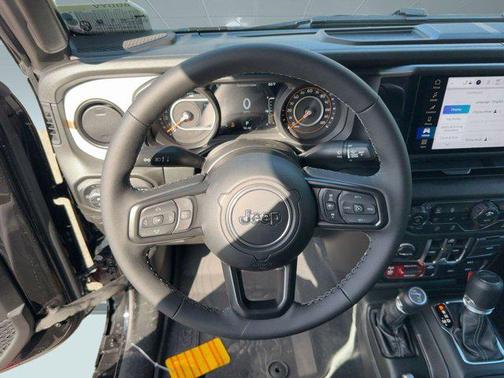 2026 Jeep Gladiator Willys 4x4