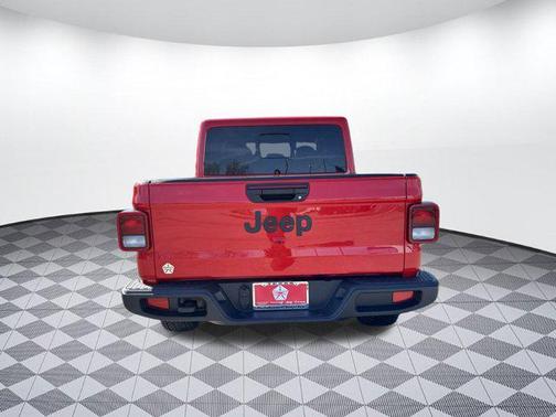 2025 Jeep Gladiator Nighthawk