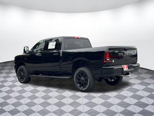 2025 RAM 2500 Lone Star Crew Cab 4x4 6'4' Box