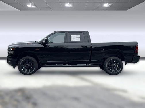 2025 RAM 2500 Lone Star Crew Cab 4x4 6'4' Box