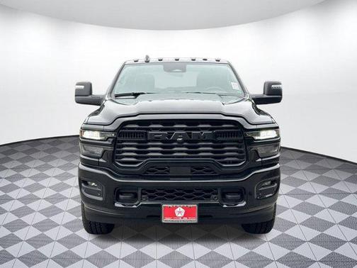 2025 RAM 2500 Lone Star Crew Cab 4x4 6'4' Box