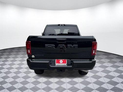 2025 RAM 2500 Lone Star Crew Cab 4x4 6'4' Box