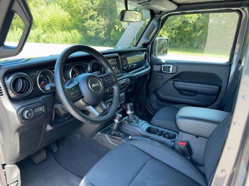 2022 Jeep Wrangler Unlimited Sport Altitude