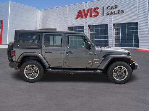 2023 Jeep Wrangler 4-Door Sahara 4x4