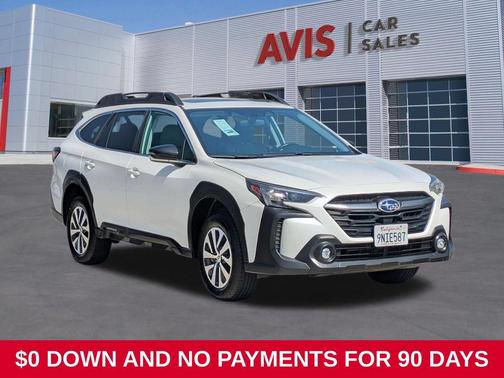 Crystal White Pearl 2025 Subaru Outback Premium