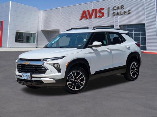 Black Metallic 2025 Chevrolet Trailblazer LT