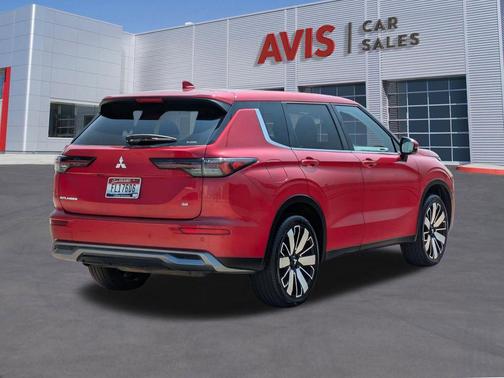 Red Diamond 2025 Mitsubishi Outlander SE S-AWC