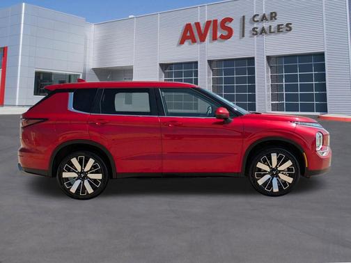 Red Diamond 2025 Mitsubishi Outlander SE S-AWC