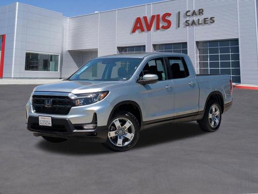 Solar Silver Metallic 2025 Honda Ridgeline RTL
