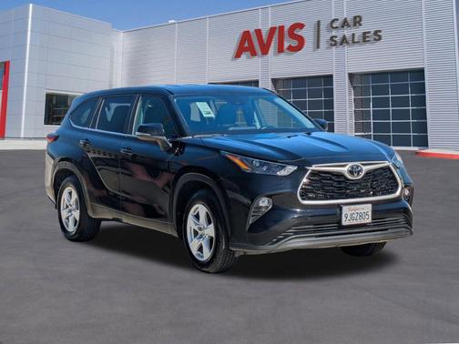 2024 Toyota Highlander LE