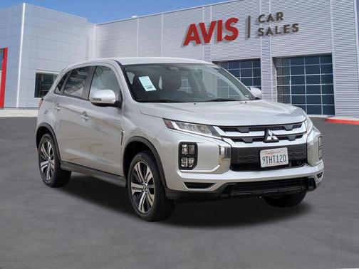 Alloy Silver Metallic 2025 Mitsubishi Outlander Sport SE