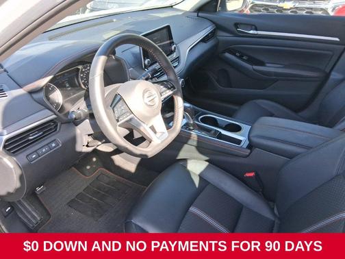 Brilliant Silver Metallic 2025 Nissan Altima SR FWD