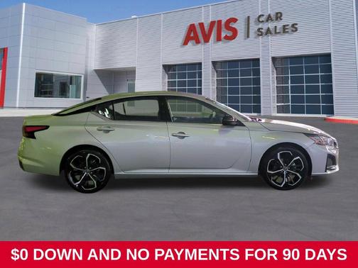 Brilliant Silver Metallic 2025 Nissan Altima SR FWD