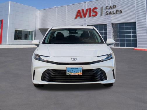 Ice Cap 2025 Toyota Camry LE