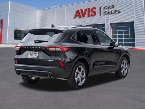 Agate Black Metallic 2025 Ford Escape ST-Line