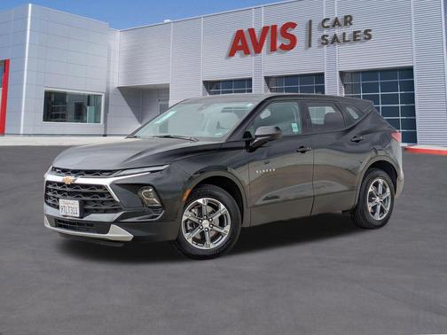 Radiant Red Tintcoat 2025 Chevrolet Blazer 2LT