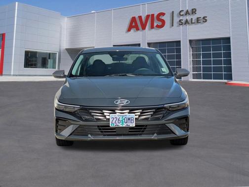 2025 Hyundai ELANTRA SEL