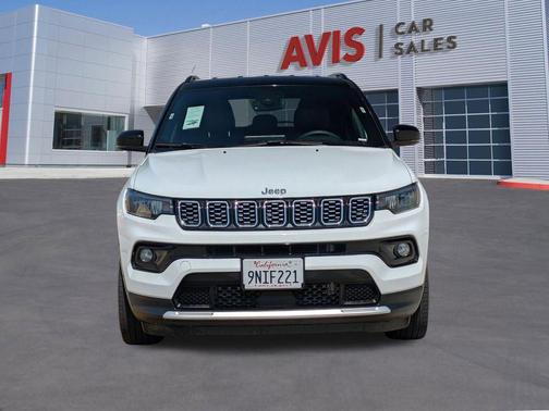 Bright White Clearcoat 2025 Jeep Compass Limited