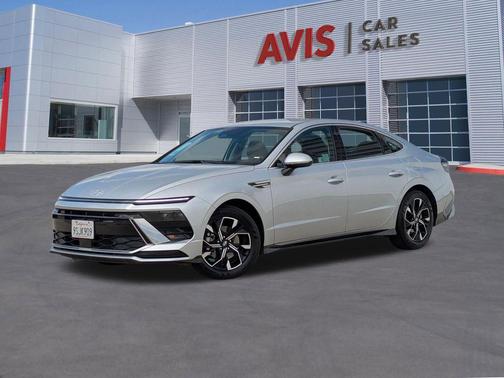 Aero Silver 2025 Hyundai SONATA SEL