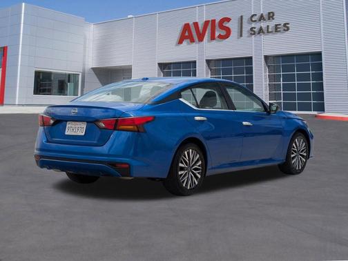 Bluestone Pearl 2025 Nissan Altima 2.5 SV