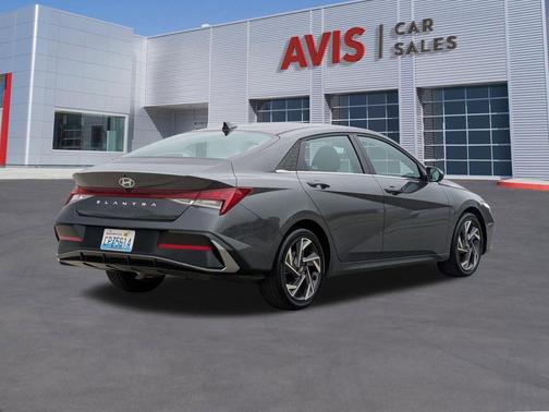 Ecotronic Gray 2025 Hyundai ELANTRA SEL