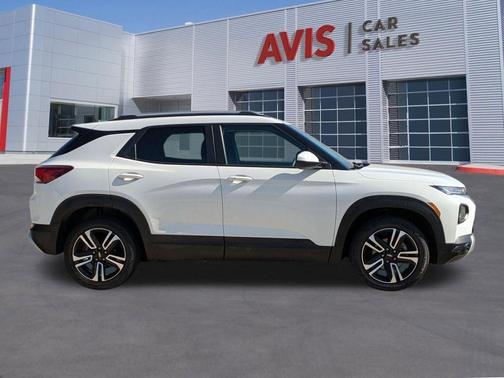 Summit White 2023 Chevrolet Trailblazer LT
