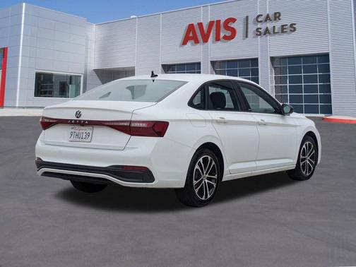 Pure White 2025 Volkswagen Jetta 1.5T Sport
