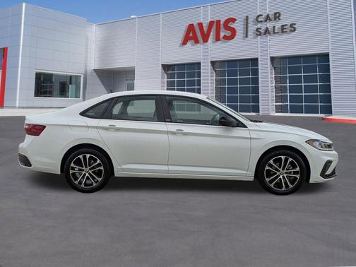 Pure White 2025 Volkswagen Jetta 1.5T Sport