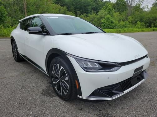 2023 Kia EV6 Wind