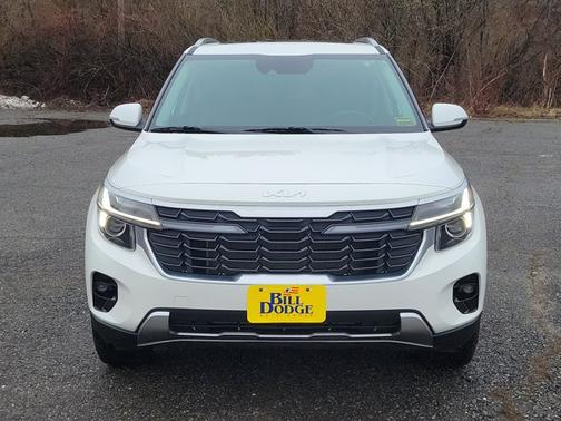 Snow White Pearl 2024 Kia Seltos EX