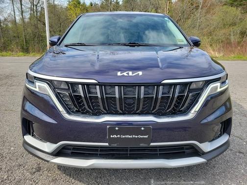 2023 Kia Carnival LX