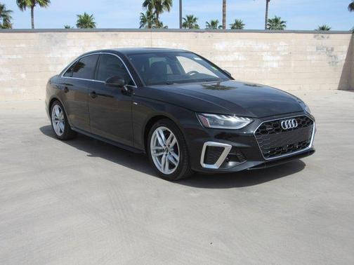 2024 Audi A4 45 S line quattro Premium