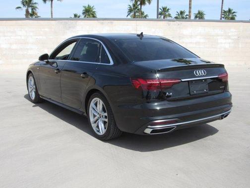 2024 Audi A4 45 S line quattro Premium