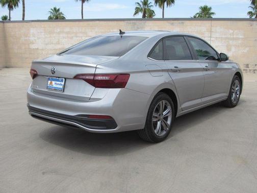 2023 Volkswagen Jetta 1.5T SE