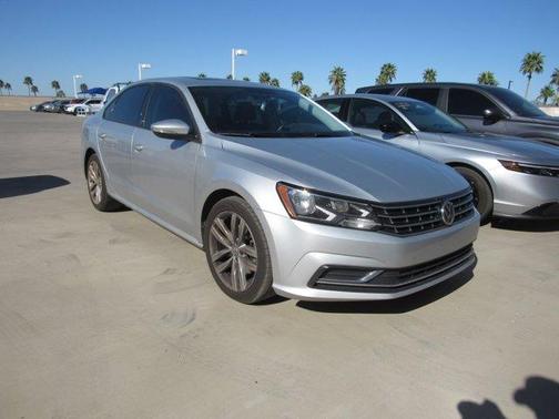 2019 Volkswagen Passat 2.0T Wolfsburg