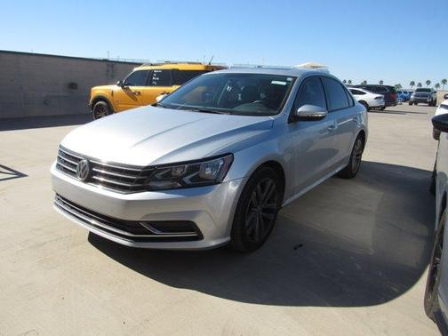 2019 Volkswagen Passat 2.0T Wolfsburg