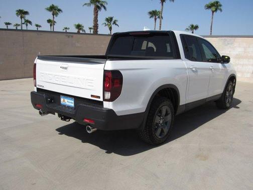2025 Honda Ridgeline TrailSport+