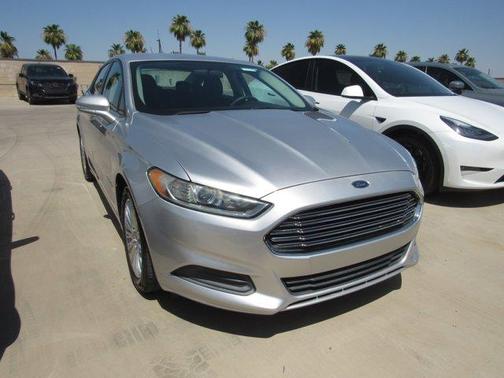 2014 Ford Fusion Hybrid SE
