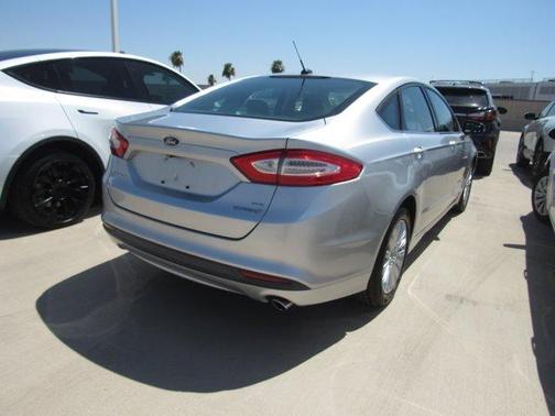 2014 Ford Fusion Hybrid SE