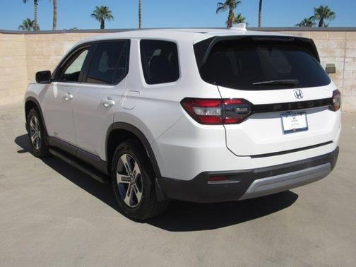 2023 Honda Pilot EX-L 8-Passenger