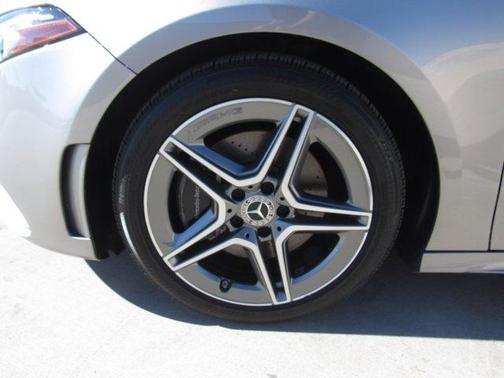 2020 Mercedes-Benz A-Class A 220 4MATIC